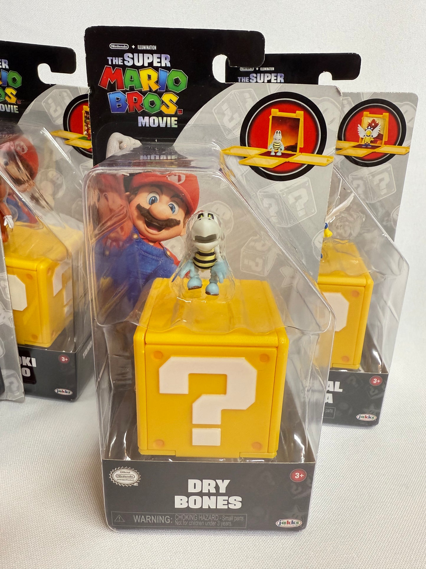SUPER MARIO MINI FIGURA
NINTENDO SURTIDO