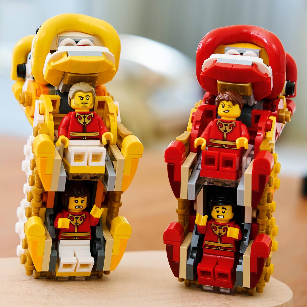 LEGO #40915 Danza del León